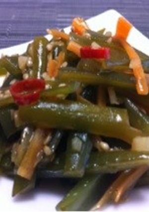 韓国料理 簡単！茎わかめの炒め物-レシピのメイン写真