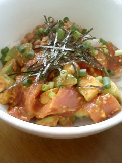 簡単☆ビールに合う☆まぐろ納豆アボカド丼-レシピのメイン写真