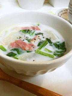 *カブとベーコンのミルクスープ*-レシピのメイン写真