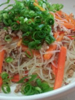 にんじんとひき肉とビーフンの炒め物-レシピのメイン写真