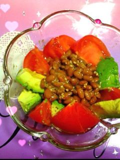 アボカドに納豆とトマトの簡単♪美♡サラダ-レシピのメイン写真