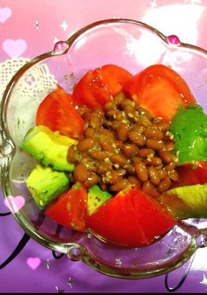 アボカドに納豆とトマトの簡単♪美♡サラダ-レシピのメイン写真