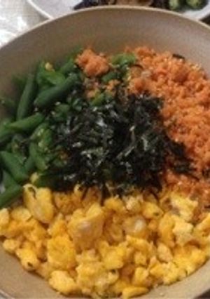 ★鮭フレークで三色丼★-レシピのメイン写真