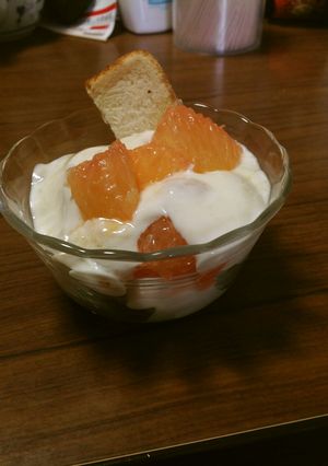 ヨーグルトと食パンのパッフェ風-レシピのメイン写真