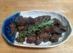 絶品スパイシー！マグロ血合いの胡椒焼き-レシピのメイン写真
