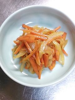 人参と玉ねぎのさっぱり炒め-レシピのメイン写真
