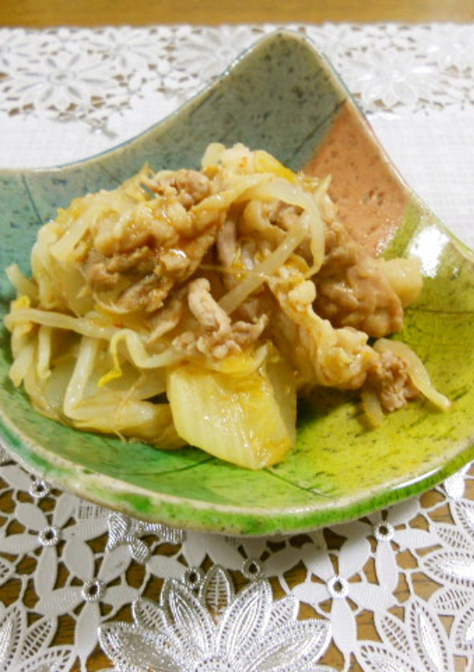豚・もやしと白菜のキムチ炒め-レシピのメイン写真