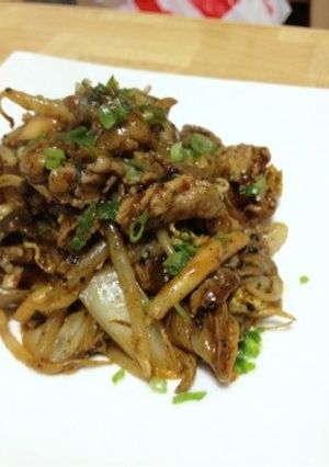 スタミナ満点！お肉と野菜のキムチ炒め-レシピのメイン写真