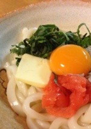 乗せるだけ！タラバタ釜玉うどん♪-レシピのメイン写真