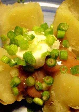 調味料要らず♪塩辛じゃがバター-レシピのメイン写真
