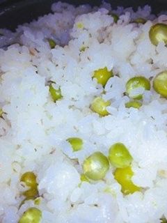 風味旨味香りUP出し昆布バター豆ご飯弁当-レシピのメイン写真