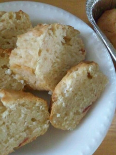 イチゴソースが鮮やかなパウンドケーキ♪-レシピのメイン写真