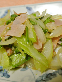 セロリの簡単過ぎ炒め物^^-レシピのメイン写真