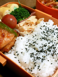 鶏もも肉のケチャップソース炒め☆球児弁当-レシピのメイン写真