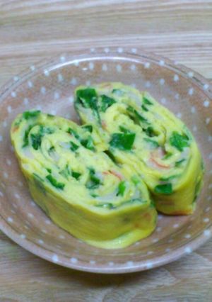 お弁当に♬カニカマとニラの卵焼き♡-レシピのメイン写真