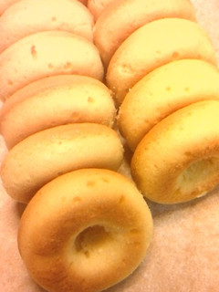 しっとり美味しい焼きドーナツ-レシピのメイン写真