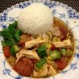 食べる チキン、ソーセージ スープ