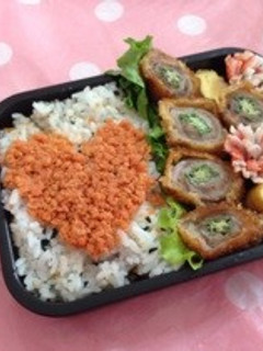 簡単☆ 華やか!ハートのお弁当♡-レシピのメイン写真