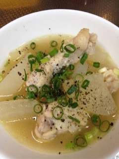 鶏手羽元と大根の食べるスープ-レシピのメイン写真