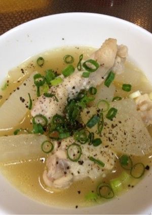 鶏手羽元と大根の食べるスープ-レシピのメイン写真