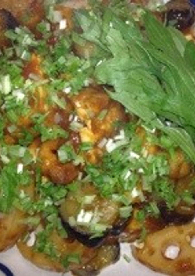 鶏胸肉と蓮根と茄子と厚揚げの醤油麹炒め-レシピのメイン写真