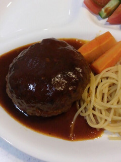 チーズin煮込みハンバーグ-レシピのメイン写真