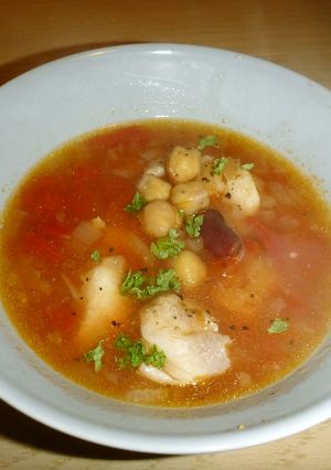 鶏肉と豆とトマトのイタリアンスープ-レシピのメイン写真