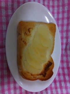 洋梨ミルクトースト-レシピのメイン写真