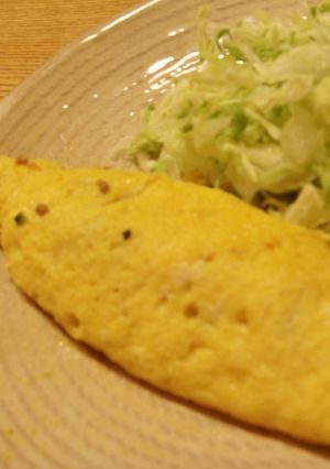 カレー風味☆小松菜とひき肉のオムレツ♪-レシピのメイン写真