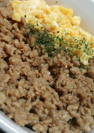 時短お弁当にも!ふわふわ鶏そぼろ-レシピのメイン写真
