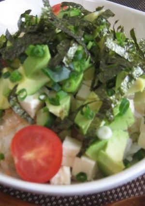 豆腐でヘルシー♪＾＾♪アボカド丼-レシピのメイン写真