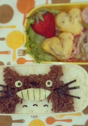 トトロ☆肉そぼろで簡単キャラ弁当-レシピのメイン写真