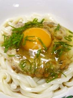 簡単っ!納豆卵かけうどん-レシピのメイン写真