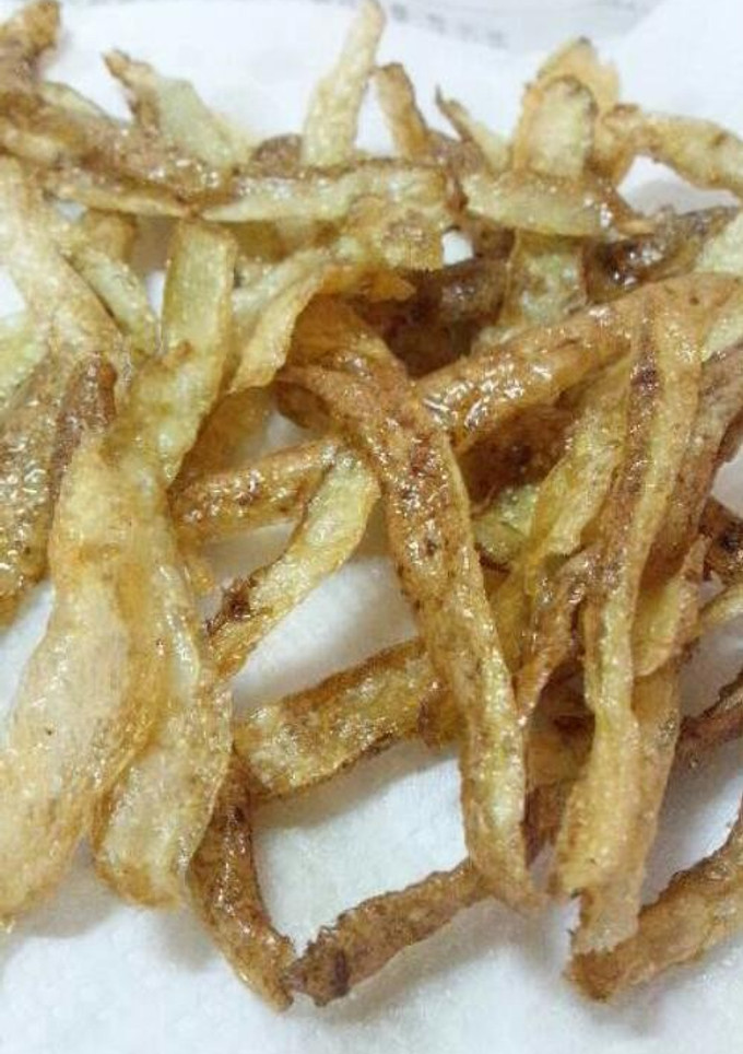 じゃがいもの皮の素揚げ 油の浄化にも♪-レシピのメイン写真