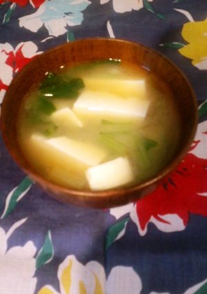 小松菜と豆腐の味噌汁-レシピのメイン写真