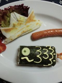 鯉のぼりのデコ巻きずし-レシピのメイン写真