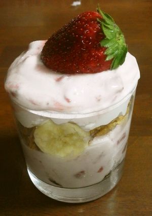 簡単！いちごパフェ☆-レシピのメイン写真