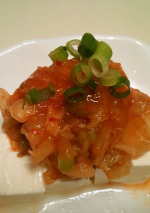 簡単おつまみ★キムチのっけヨーグルト-レシピのメイン写真
