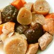 へそ大根と干し椎茸の、こっくり煮物