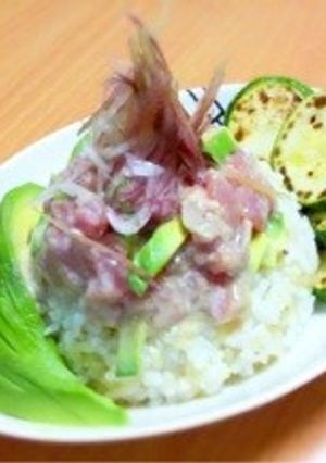 【旨】シーザーサラダドレッシングマグロ丼-レシピのメイン写真
