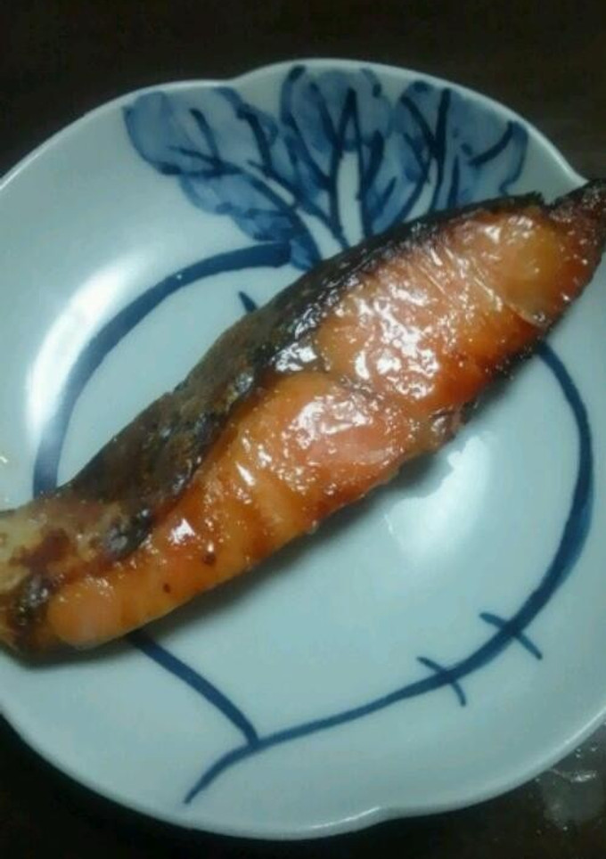 ふっくら美味しい甘塩鮭の酒粕漬け焼き-レシピのメイン写真