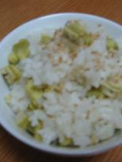 簡単早~い★さつまいものゴマ入りご飯-レシピのメイン写真