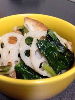 塩こうじで小松菜と蓮根の炒め物。-レシピのメイン写真