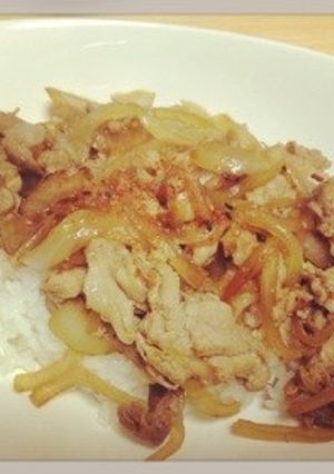 簡単!ピリ辛豚丼!-レシピのメイン写真