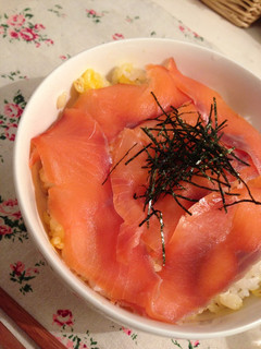 ひとりランチに☆簡単サーモン丼-レシピのメイン写真