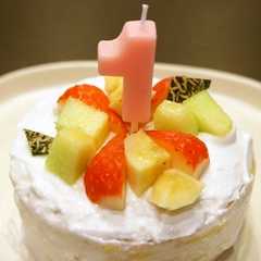 รูปของ １歳のお誕生日に！ヨーグルトデコケーキ
