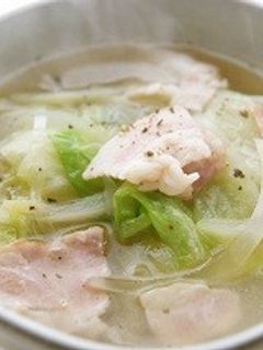 レタスとベーコンのスープ-レシピのメイン写真
