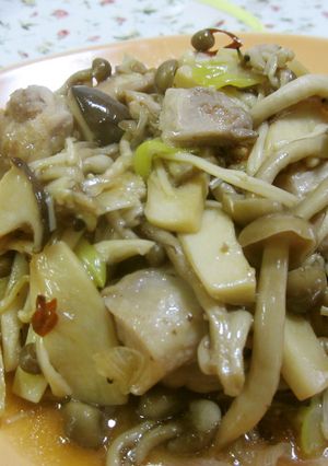 きのこと鶏もも肉のサッパリお酢炒め☆彡-レシピのメイン写真