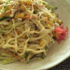 รูปของ 暑い日のお昼に♪サラダうどん