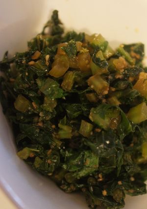 ご飯のお供に☆大根の葉　胡麻醤油炒め-レシピのメイン写真